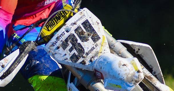 Bild på nummerplåt på motorcykel